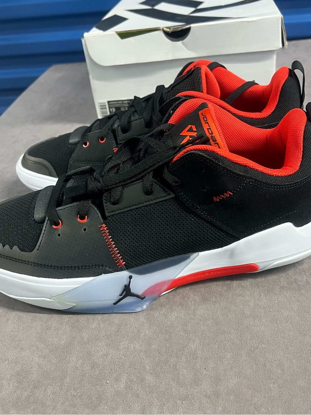 Jordan Men's Black and Red Low-Top Basketball Sneakers - Picture 4 of 7